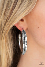 Load image into Gallery viewer, Paparazzi Accessories - Funky Feathers - Silver
