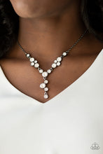 Load image into Gallery viewer, Paparazzi - Five-Star Starlet - Black
