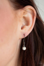 Load image into Gallery viewer, Paparazzi Accessories - Jaw-Droppingly Jealous - Black
