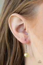 Load image into Gallery viewer, Paparazzi Accessories - Teardrop Serenity - Yellow
