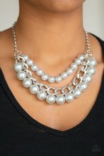 Load image into Gallery viewer, Paparazzi - Empire State Empress - Silver
