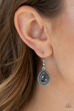 Load image into Gallery viewer, Paparazzi Accessories - Sheen Queen - Silver
