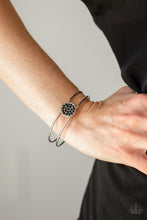 Load image into Gallery viewer, Paparazzi - Dial Up The Dazzle - Black
