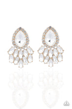 Load image into Gallery viewer, Paparazzi Accessories - A Breathe Of Fresh Heir - Gold

