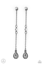 Load image into Gallery viewer, Paparazzi Accessories - When It REIGNS - Black
