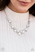 Load image into Gallery viewer, Paparazzi Accessories - Fiercely 5th Avenue - Complete Trend Blend
