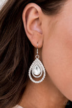 Load image into Gallery viewer, Paparazzi Accessories - Fiercely 5th Avenue - Complete Trend Blend
