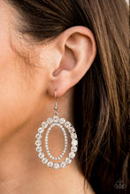 Load image into Gallery viewer, Paparazzi Accessories - Fiercely 5th Avenue - Complete Trend Blend
