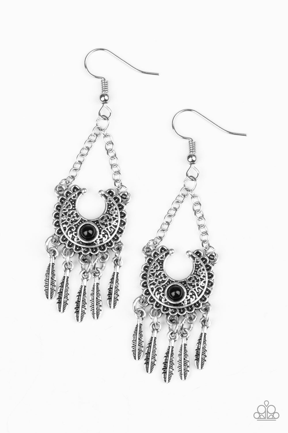 Paparazzi - Fabulously Feathered - Black