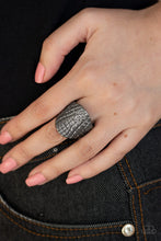 Load image into Gallery viewer, Paparazzi Accessories - Metal Jungle - Black
