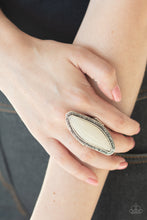 Load image into Gallery viewer, Paparazzi - Mineral Mine - White
