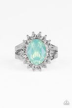 Load image into Gallery viewer, Paparazzi - Iridescently Illuminated - Green
