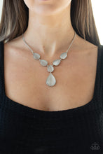 Load image into Gallery viewer, Paparazzi - Dewy Decadence - White
