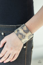 Load image into Gallery viewer, Paparazzi Accessories - Serpent Shimmer - Silver
