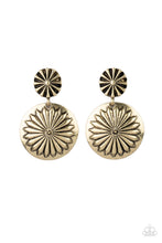 Load image into Gallery viewer, Paparazzi - Fierce Florals - Brass
