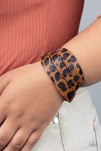 Load image into Gallery viewer, Paparazzi Accessories - Hey GRRirl - Brown
