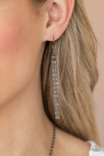 Load image into Gallery viewer, Paparazzi - Egyptian Edge - Black
