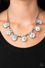 Load image into Gallery viewer, Paparazzi - GLOW-Getter Glamour - Black
