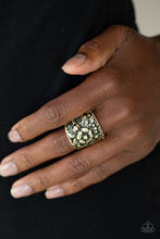 Load image into Gallery viewer, Paparazzi - Tropical Bloom - Brass

