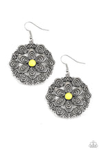 Load image into Gallery viewer, Paparazzi - Grove Groove - Yellow
