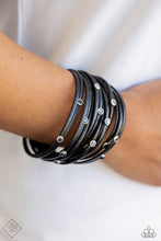 Load image into Gallery viewer, Paparazzi Accessories - Fearlessly Layered - Black

