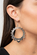 Load image into Gallery viewer, Paparazzi - Casually Capricious - Silver
