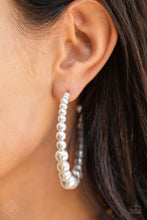 Load image into Gallery viewer, Paparazzi Accessories - Fiercely 5th Avenue - Complete Trend Blend
