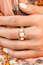 Load image into Gallery viewer, Paparazzi Accessories - Fiercely 5th Avenue - Complete Trend Blend

