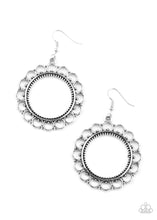 Load image into Gallery viewer, Paparazzi - Sun Lounge - Silver
