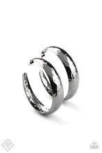 Load image into Gallery viewer, Paparazzi Accessories - Hey, HAUTE-Shot - Black
