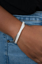 Load image into Gallery viewer, Paparazzi - HAUTE On The Trail - White

