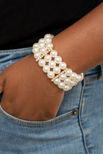 Load image into Gallery viewer, Paparazzi - Modern Day Majesty - Gold
