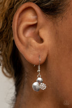 Load image into Gallery viewer, Paparazzi Accessories - A Hard LUXE Story - White
