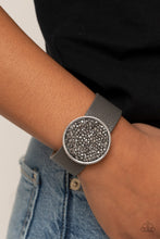 Load image into Gallery viewer, Paparazzi - Stellar Escape - Silver
