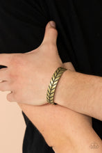 Load image into Gallery viewer, Paparazzi Accessories - Ancient Archer - Brass
