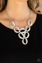 Load image into Gallery viewer, Paparazzi - OVAL The Limit - Silver
