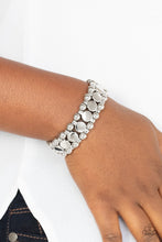 Load image into Gallery viewer, Paparazzi - Metro Magnetism - Silver
