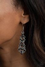Load image into Gallery viewer, Paparazzi - Diva Decorum - Black
