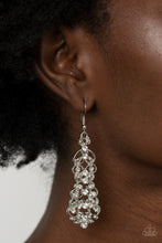 Load image into Gallery viewer, Paparazzi - Diva Decorum - White
