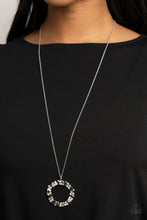 Load image into Gallery viewer, Paparazzi - Wreathed in Wealth - Silver

