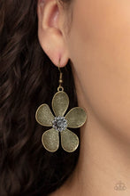 Load image into Gallery viewer, Paparazzi - Fresh Florals - Brass
