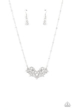 Load image into Gallery viewer, Paparazzi - Deluxe Diadem - White
