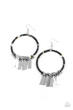 Load image into Gallery viewer, Paparazzi - Garden Chimes - Black
