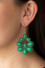 Load image into Gallery viewer, Paparazzi - In Crowd Couture - Green
