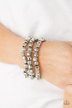 Load image into Gallery viewer, Paparazzi - Magnetically Maven - Silver
