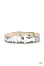 Load image into Gallery viewer, Paparazzi - Pebble Paradise - Silver
