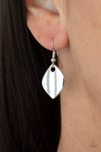 Load image into Gallery viewer, Paparazzi - Face The ARTIFACTS - Green
