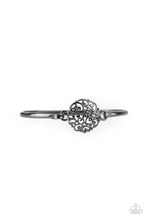 Load image into Gallery viewer, Paparazzi - Filigree Fiesta - Black

