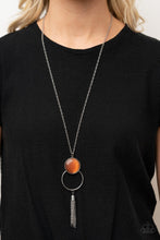 Load image into Gallery viewer, Paparazzi - Nice To GLOW You - Orange
