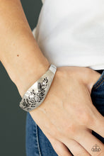 Load image into Gallery viewer, Paparazzi - Fond of Florals - Silver
